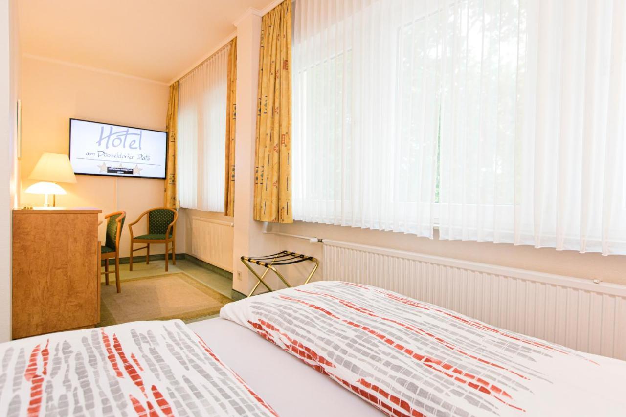 Hotel Am Duesseldorfer Platz Ratingen Exterior photo